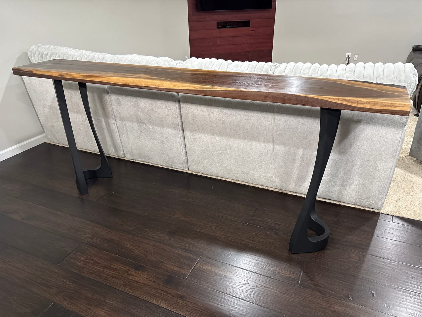 Customer photo review of Counter Table Legs 605 Uzar 34" H for Live Edge Tabletop