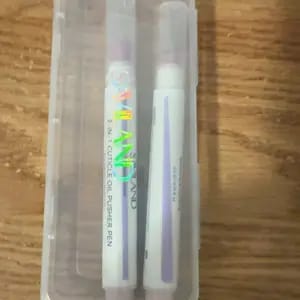 Customer photo review of 2-in-1 Cuticle Care Pen