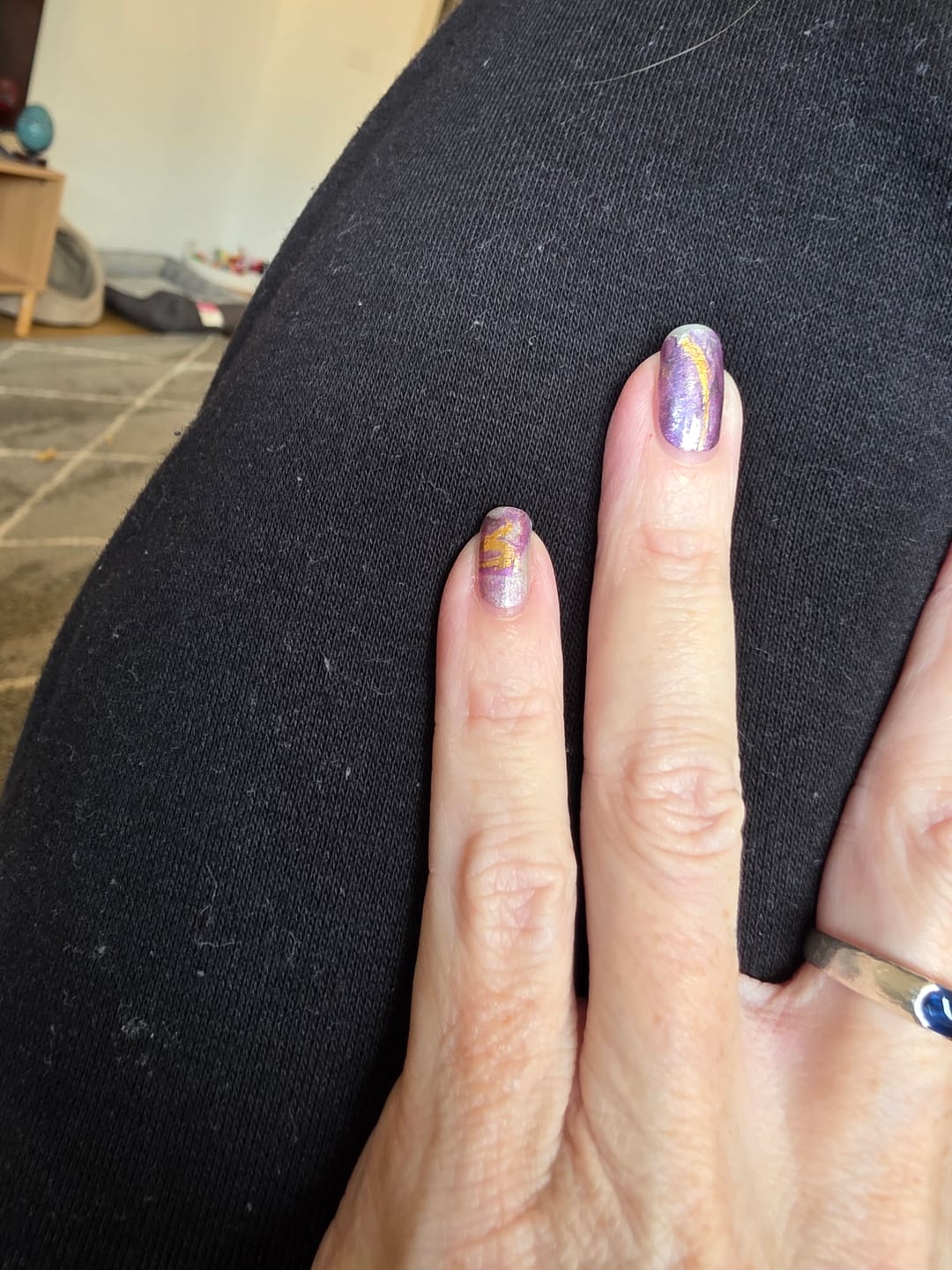 Customer photo review of JuJu | Marble Pearl Nail Polish Wraps