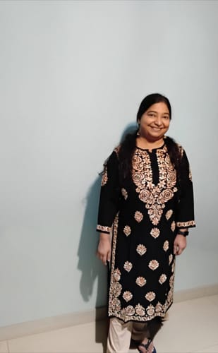 Customer photo review of Noora Black & Beige Long Rayon kurta