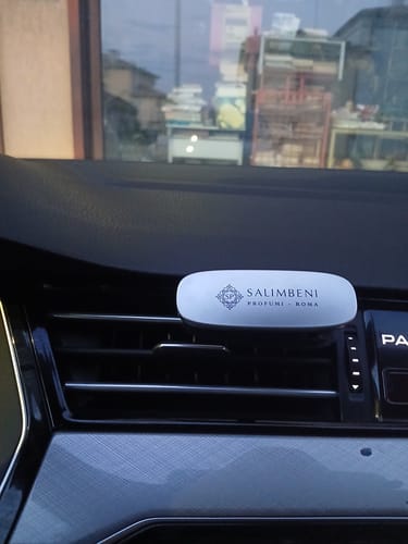 Customer photo review of Profumatore per auto cromo - Antichi Legni Salimbeni