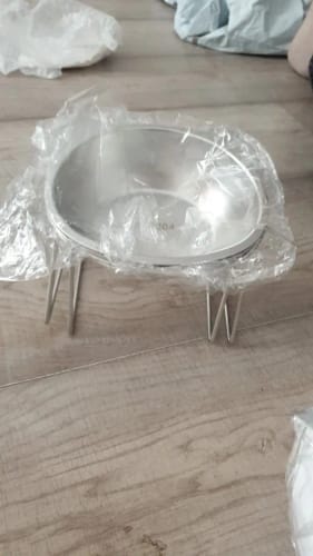 Customer photo review of Sanebu™ Orthopedic Elevated Bowl for Small Dogs NO