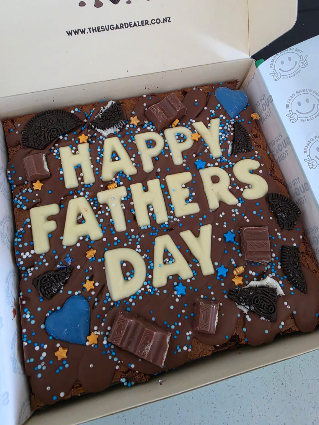 Customer photo review of Custom message fathers day brownie