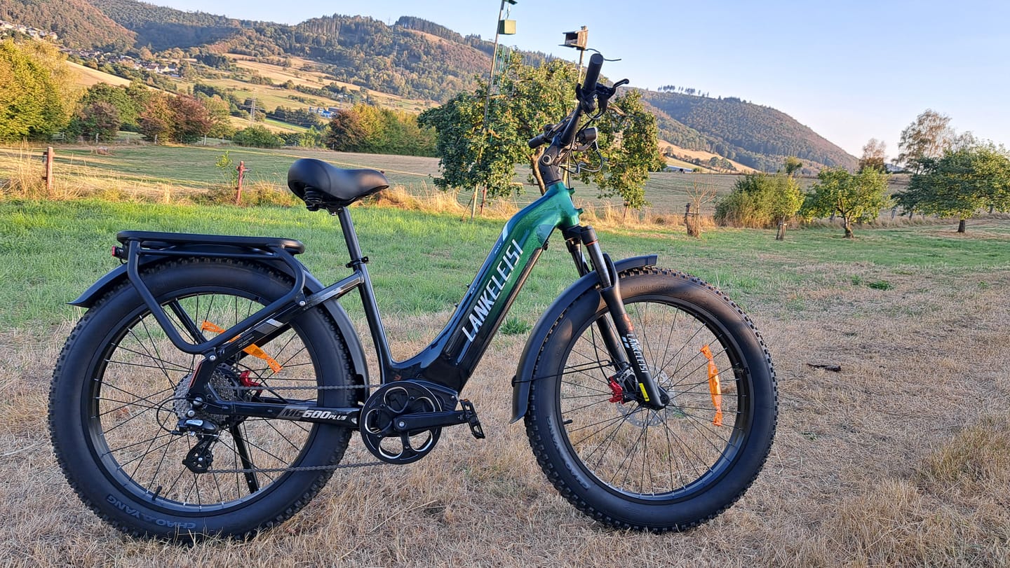 Customer photo review of Lankeleisi MG600 Plus 26" Fat Bike 960Wh All Terrain SUV E-Bike with Switchable Sensor 48V 20Ah Battery