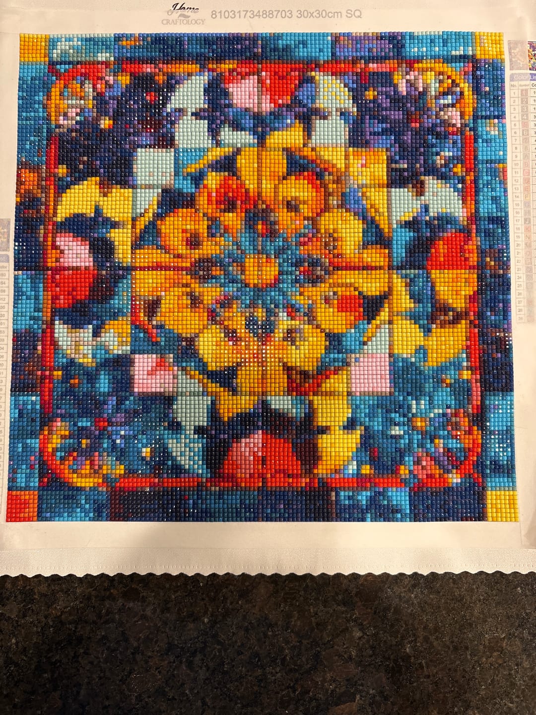 Customer photo review of Vivid Pattern Parade - Time Limited Exclusive Diamond Painting Kit