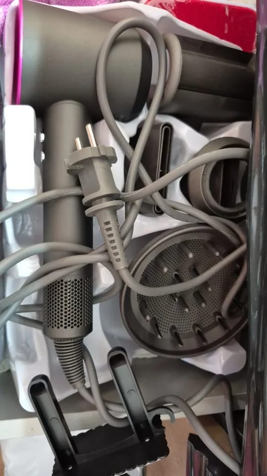 Customer photo review of Kyno — Secador profesional con cabezales magnéticos