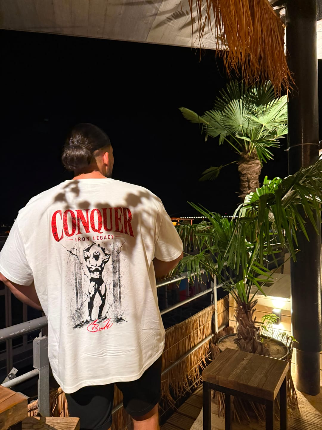 Customer photo review of CONQUER Oversized Shirt