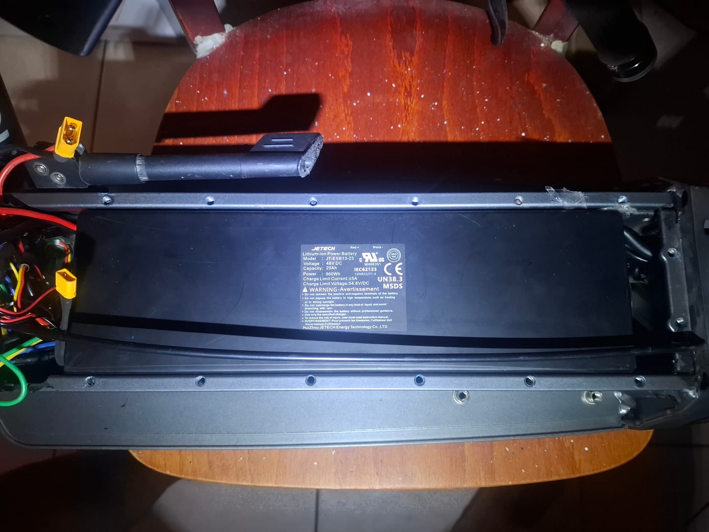 Customer photo review of High Performance 48V 20Ah Lithium Battery Fast Charging for Apollo City/City Pro 2022-2024 E-Scooter