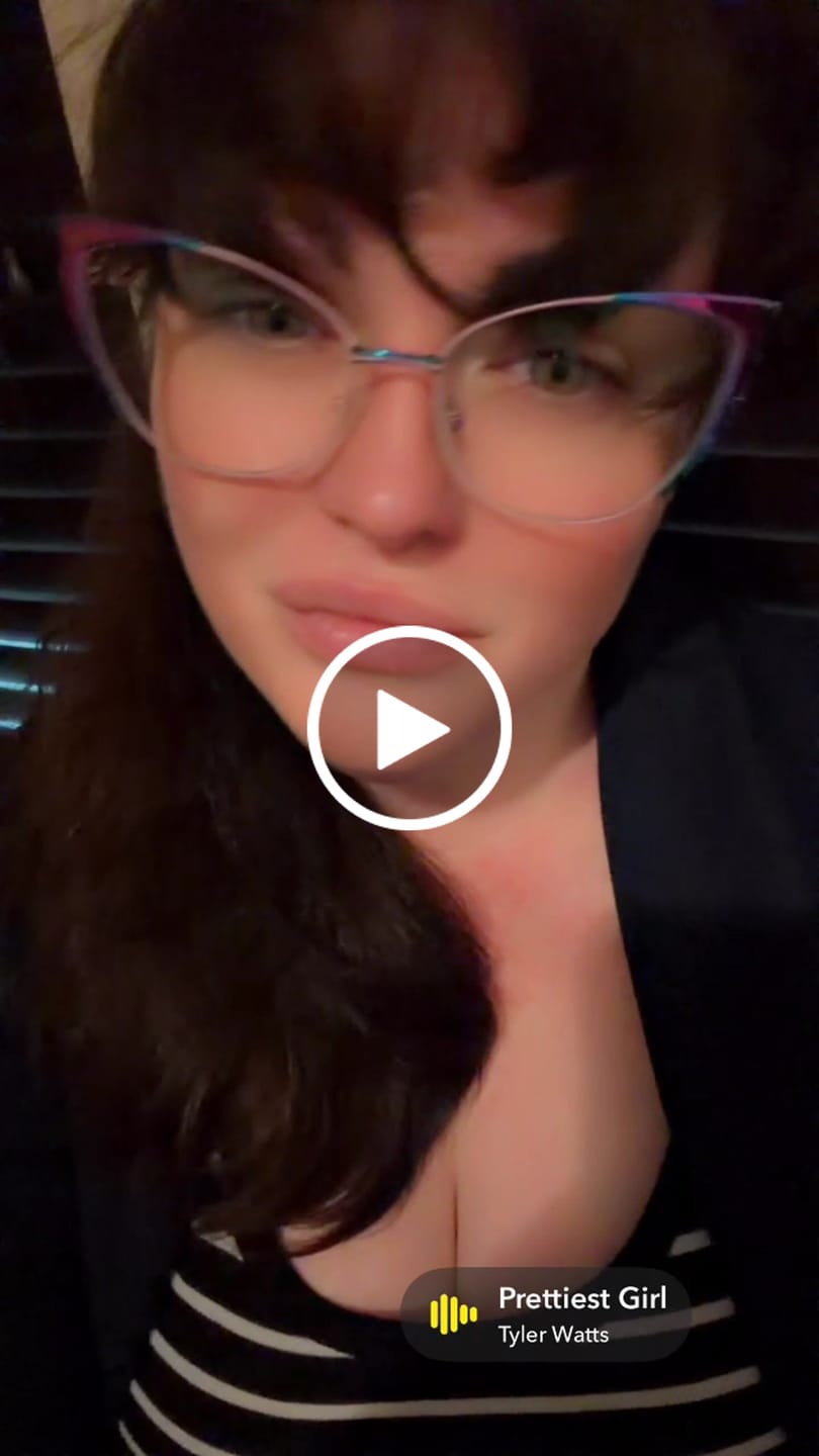 Customer video review of Mael Brille