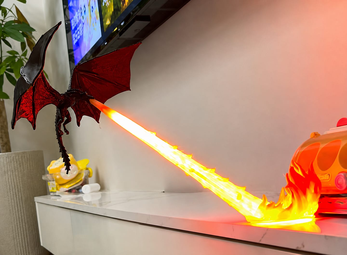 Customer photo review of Dragon flame lamp