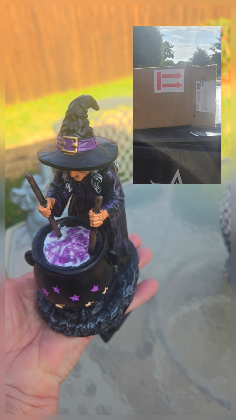 Customer photo review of 🪄Halloween Witch Glowing Cauldron Solar Light