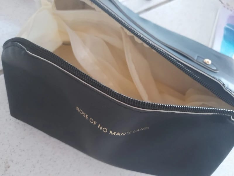 Customer photo review of Zippered Makeup Organizer Bag for Travel and Daily Use