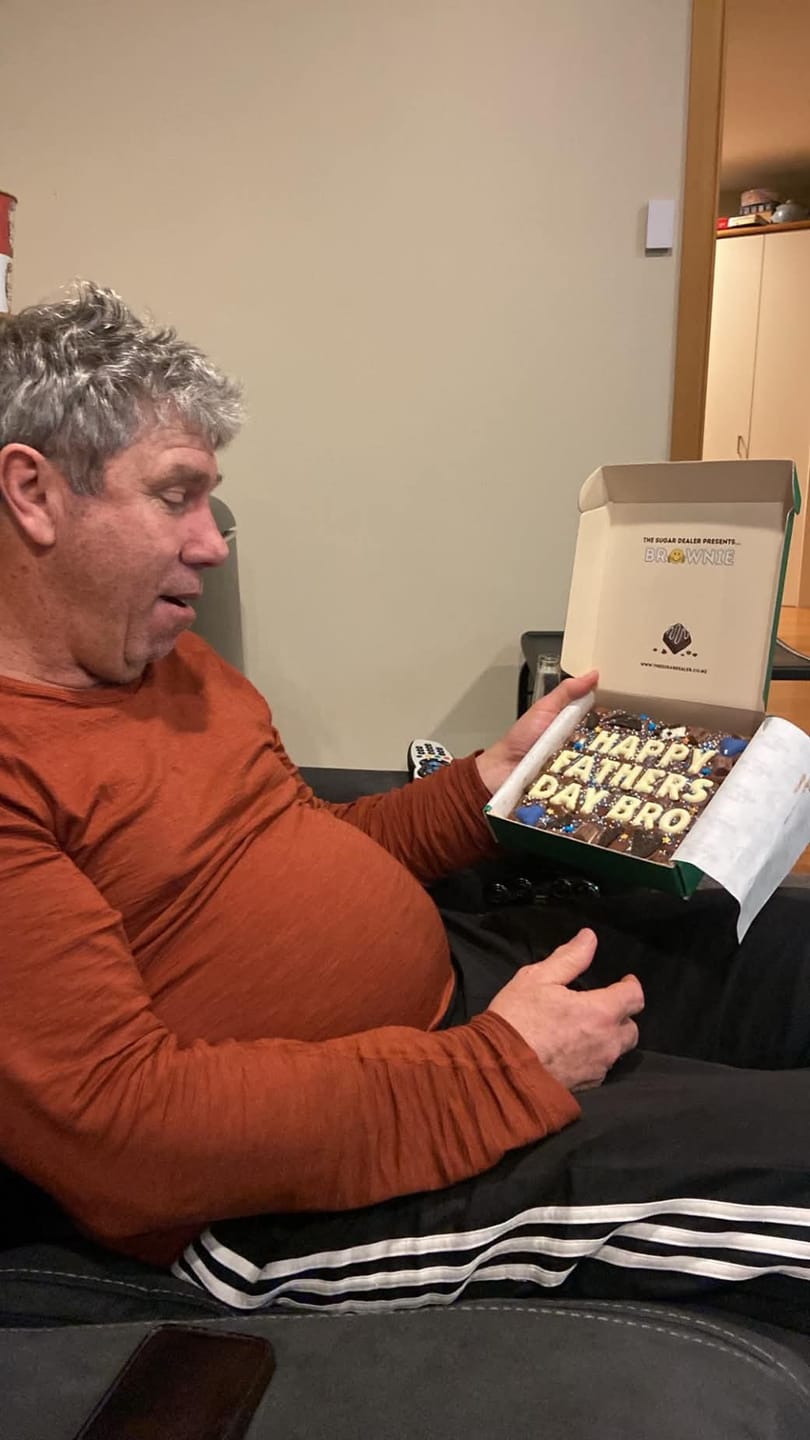 Customer photo review of Custom message fathers day brownie