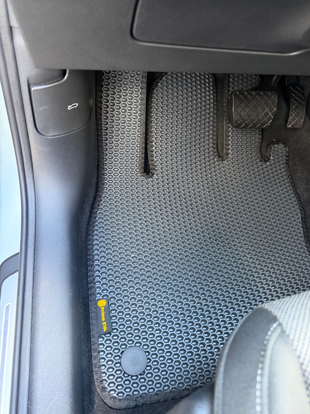 Customer photo review of Auto Fußmatten nach Maß - Komplettset