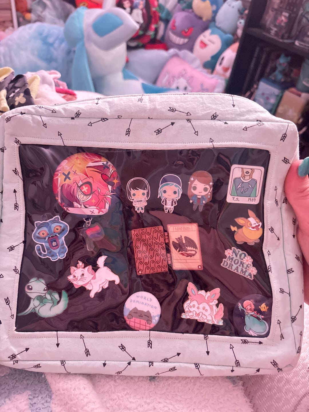 Customer photo review of Life is Strange - Rachel Amber Collector's Pin