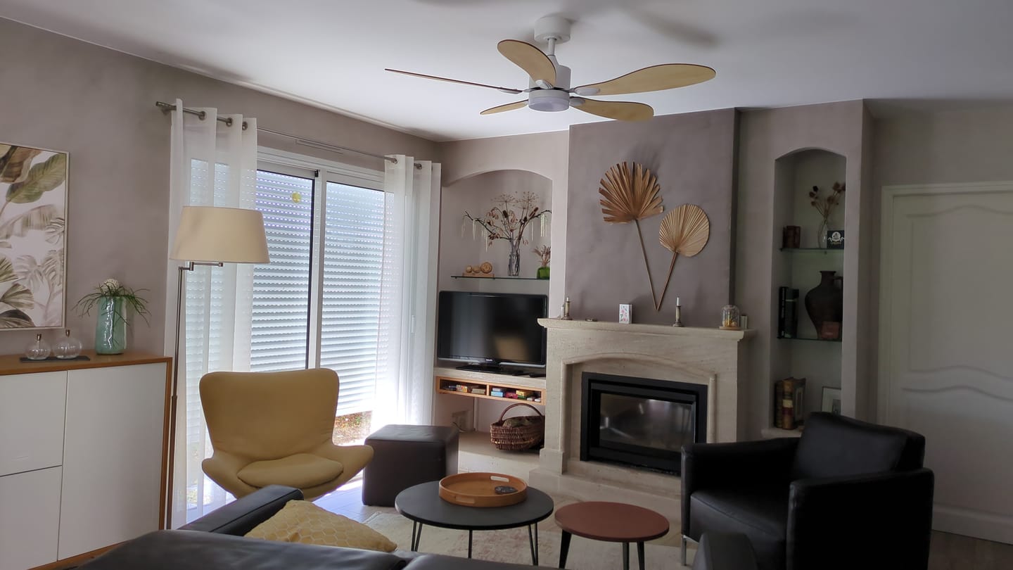 Customer photo review of Libellule teinté Chêne | Ventilateur de plafond – Ø 137 cm