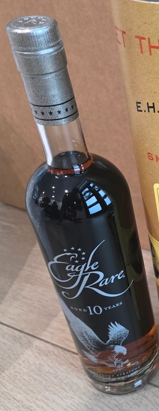 Customer photo review of Eagle Rare "10 Year" Kentucky Straight Bourbon Whiskey