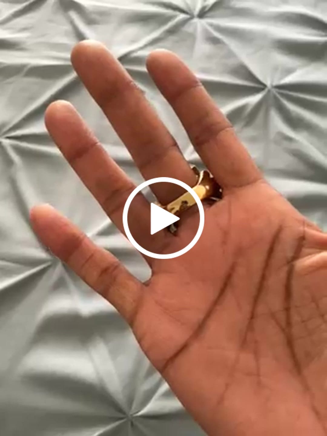 Customer video review of Marique French Vintage Crystal Ring