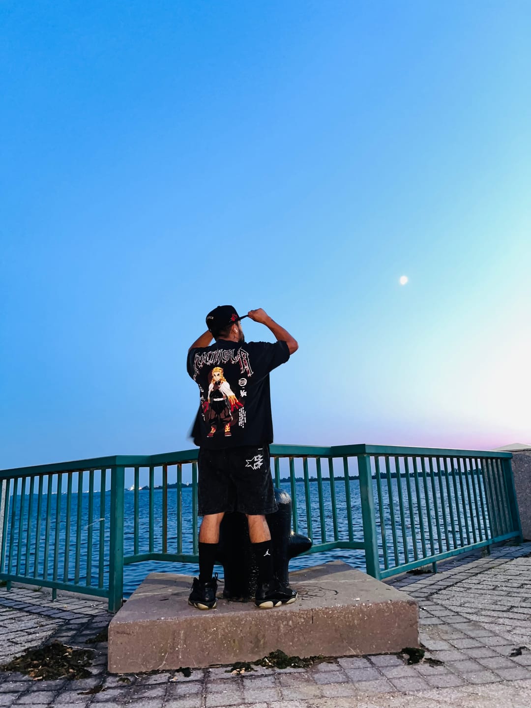 Customer photo review of 4266 - Demon Slayer: Kimetsu no Yaiba - Character Tees