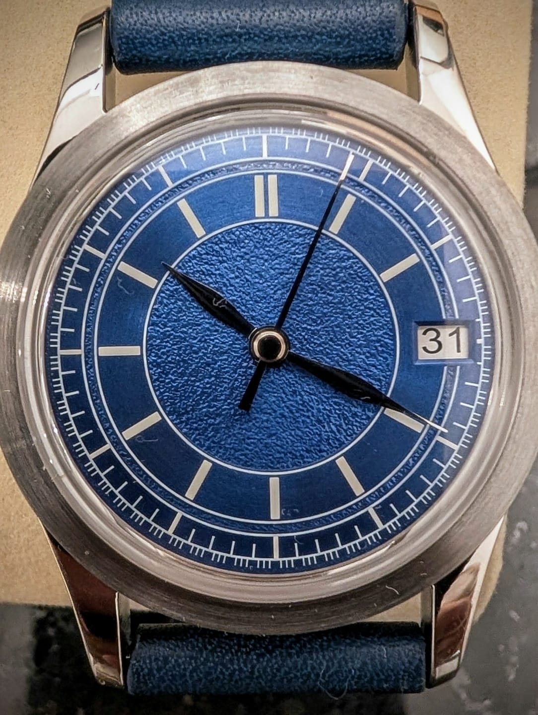 Customer photo review of HOU - 80-Hour Power Reserve Vintage Automatic Watch | Blue