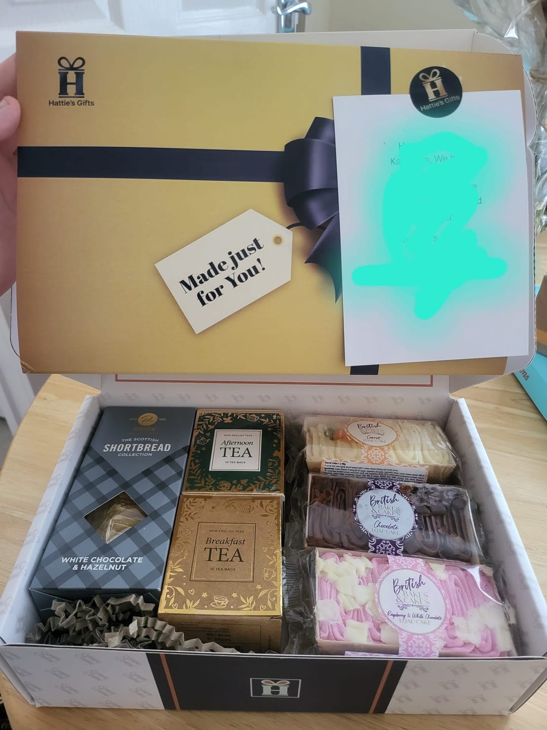 Customer photo review of Afternoon Tea & Treats with Mini Cakes, Flapjacks, Biscuits & English Tea