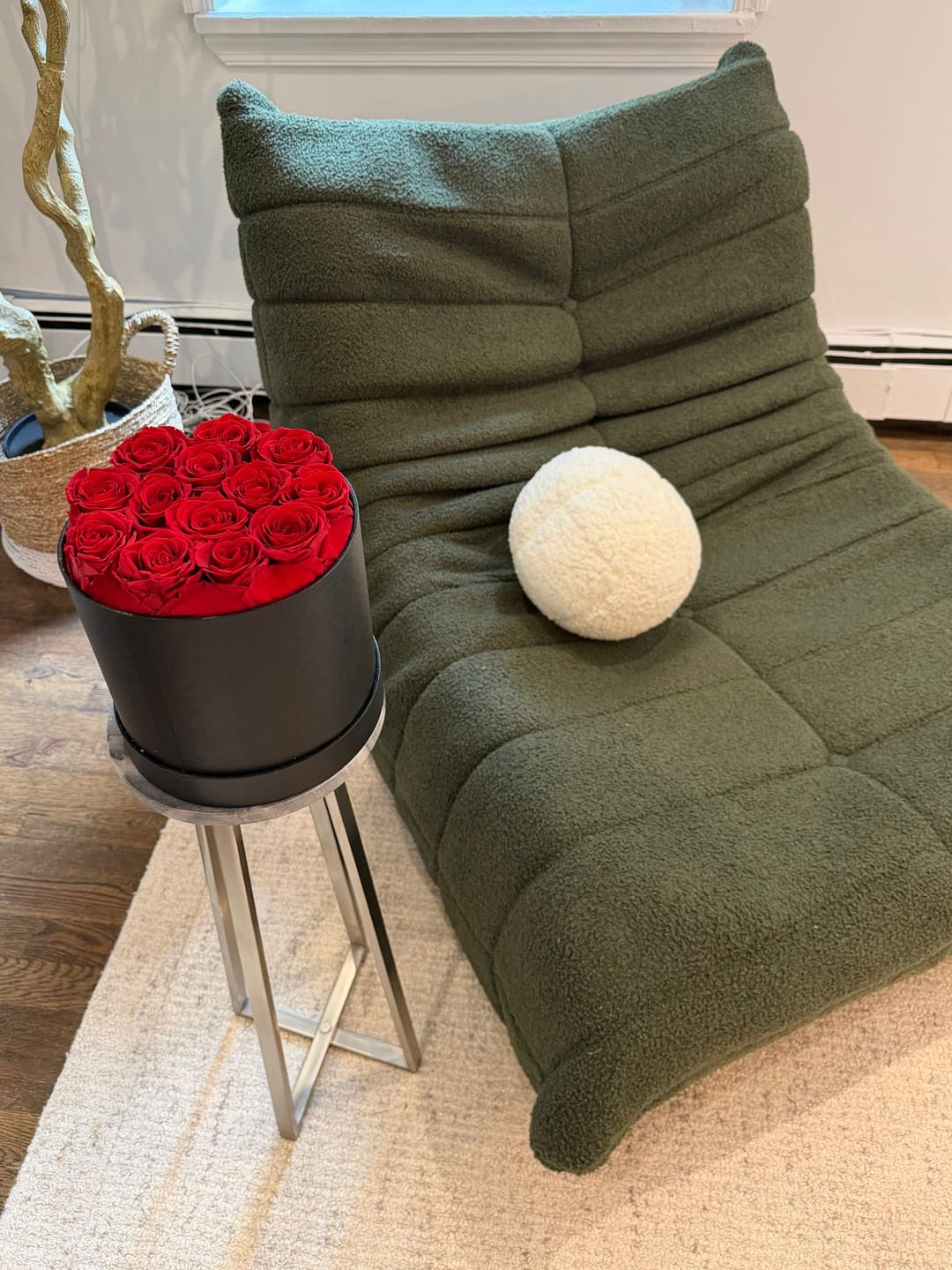 Customer photo review of Signature 13 Roses In Black Box