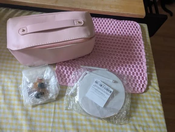 Customer photo review of Zippered Makeup Organizer Bag for Travel and Daily Use