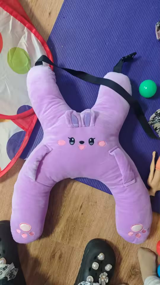 Customer photo review of Nuzzlego™ Kinder-Nackenkissen