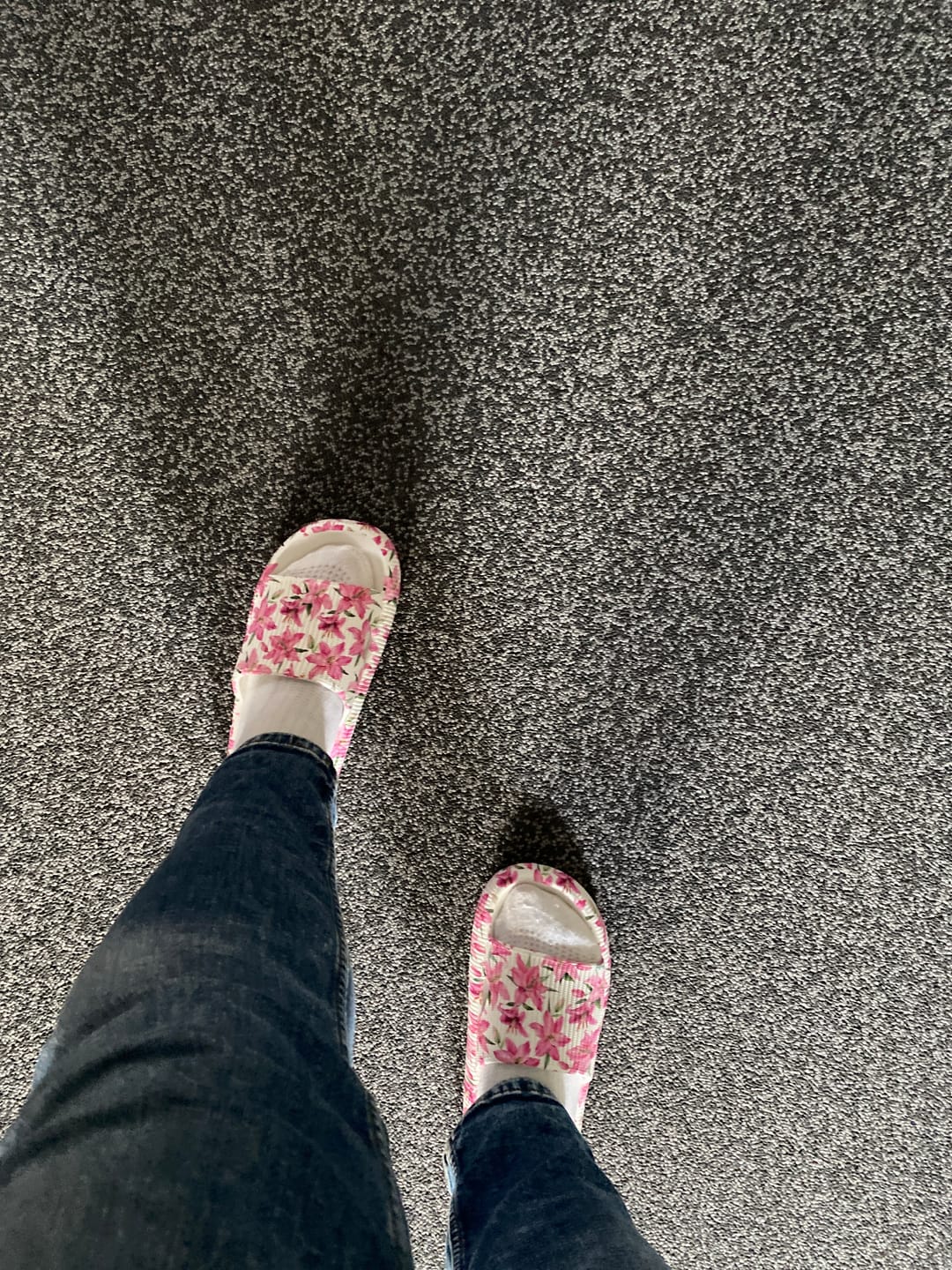 Customer photo review of HappyFlops Limited Editions