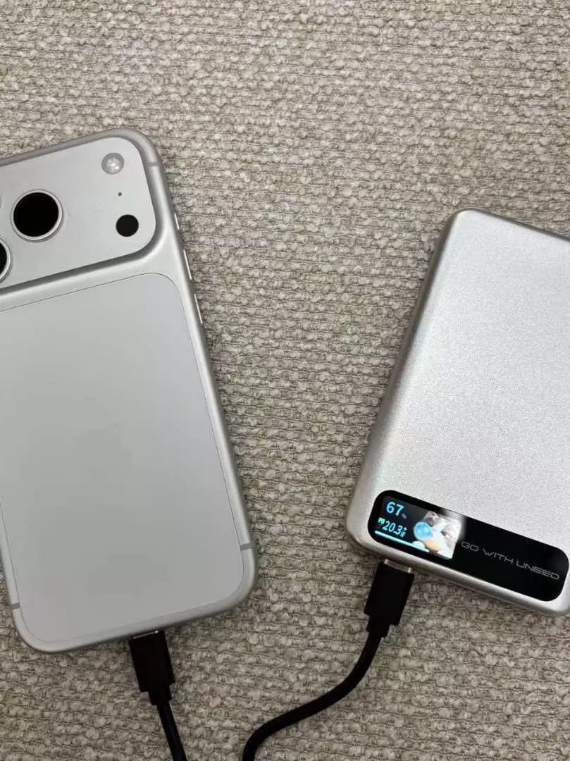 Customer photo review of AI Cat MagPower 10000mAh