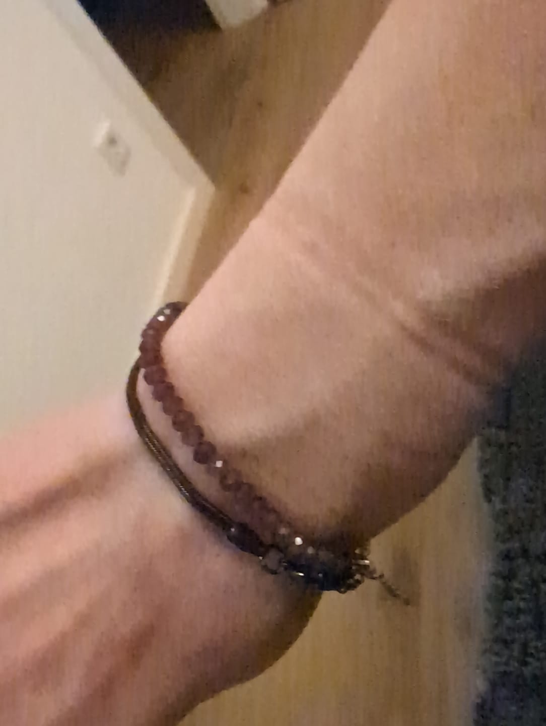 Customer photo review of Amethyst Armband - geschliffene Perlen