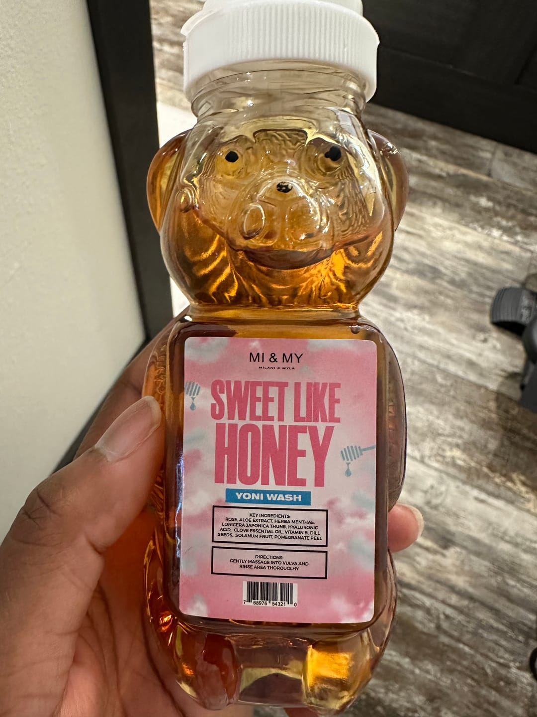 Customer photo review of Sweet Like Honey Yoni Wash