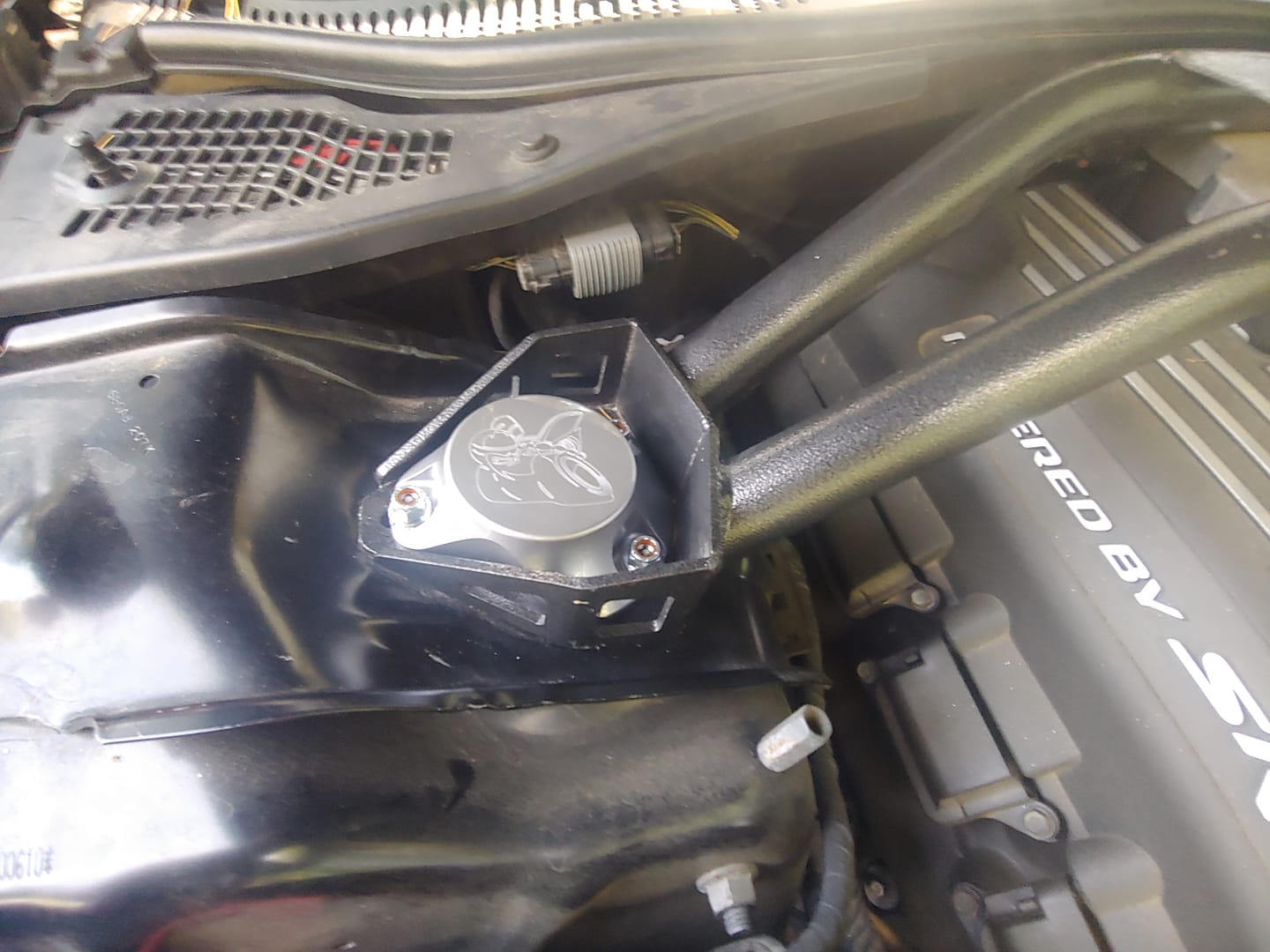 Customer photo review of ABD Strut Tower Covers 2005-2023 Challenger/Charger