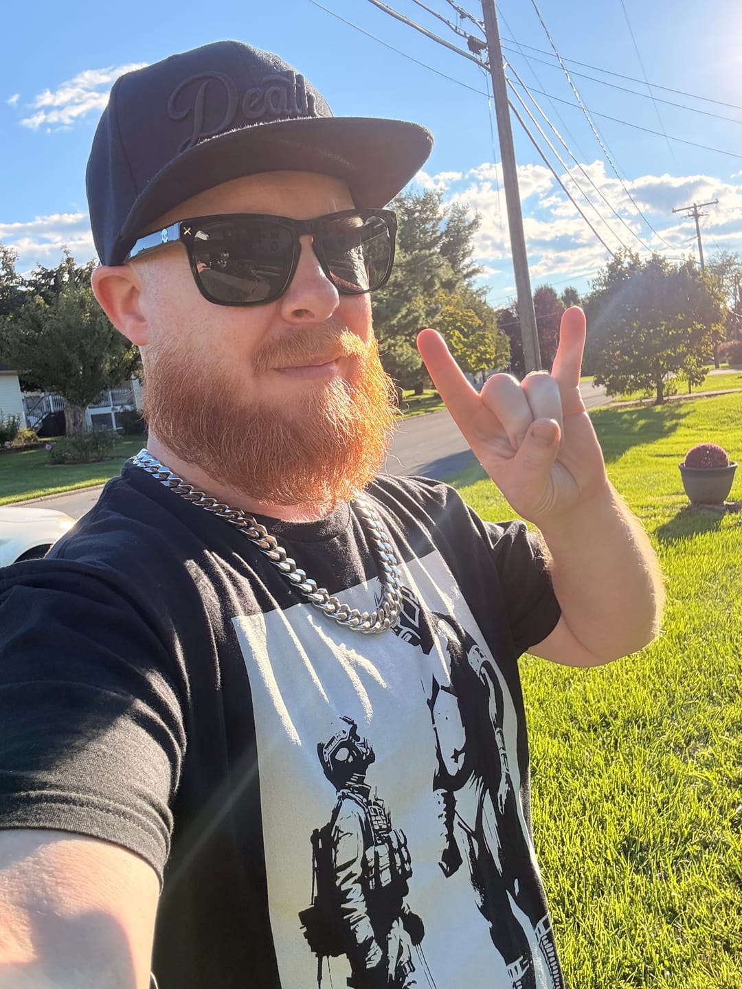 Customer photo review of Sin Lucha No Hay Victoria Art De La Calle T-Shirt