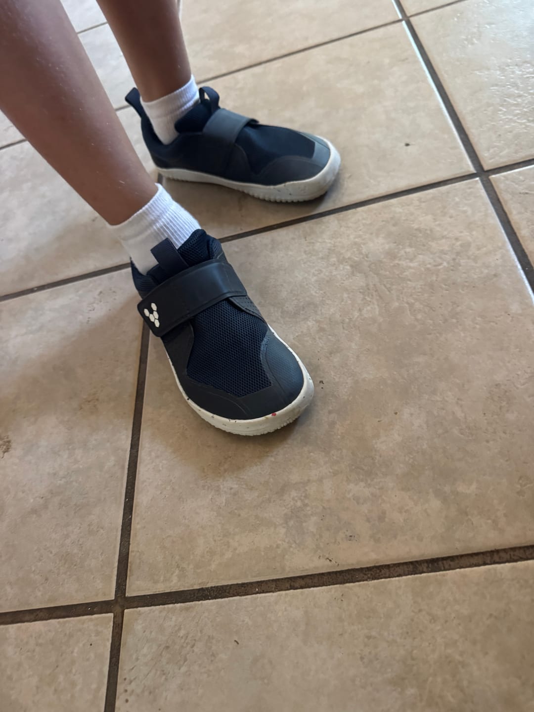 Customer photo review of Vivobarefoot Kid's Primus Sport III