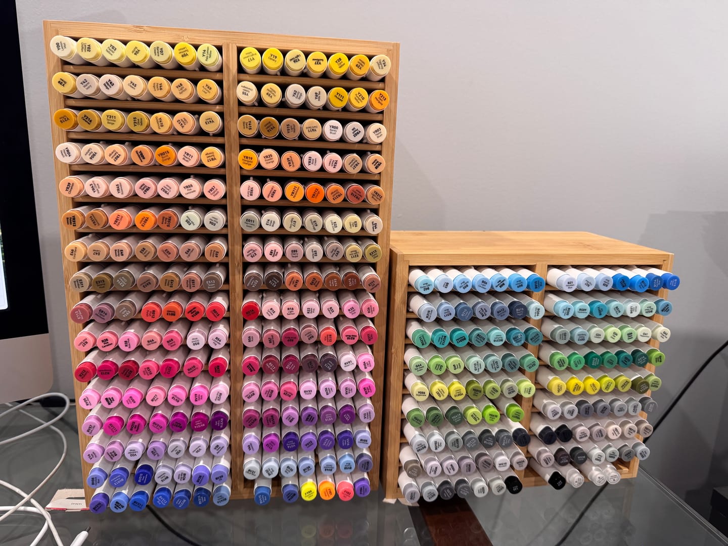 Customer photo review of Ohuhu Honolulu 216 Colors Dual Tips Alcohol Art Markers (New Color Codes)