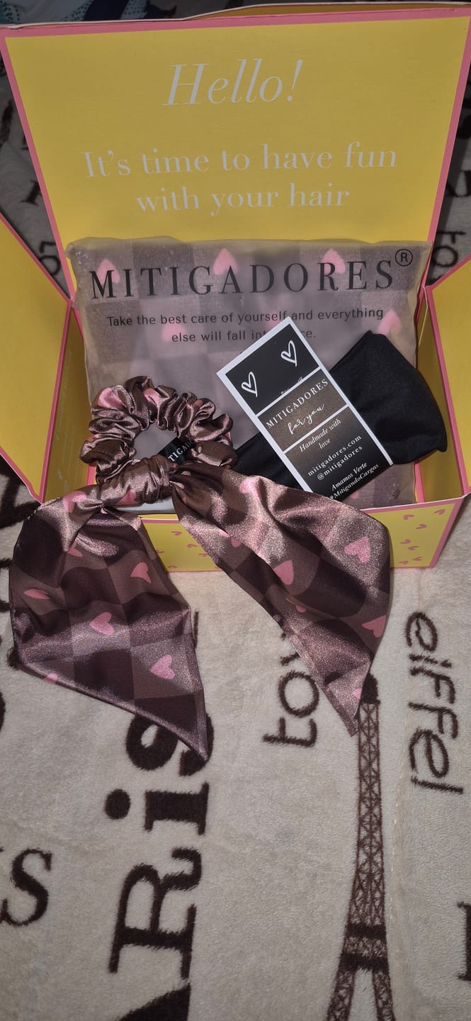 Customer photo review of Banda Aesthetic