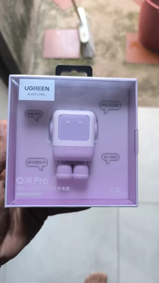 Customer photo review of CARGADOR UGREEN UNO 30W