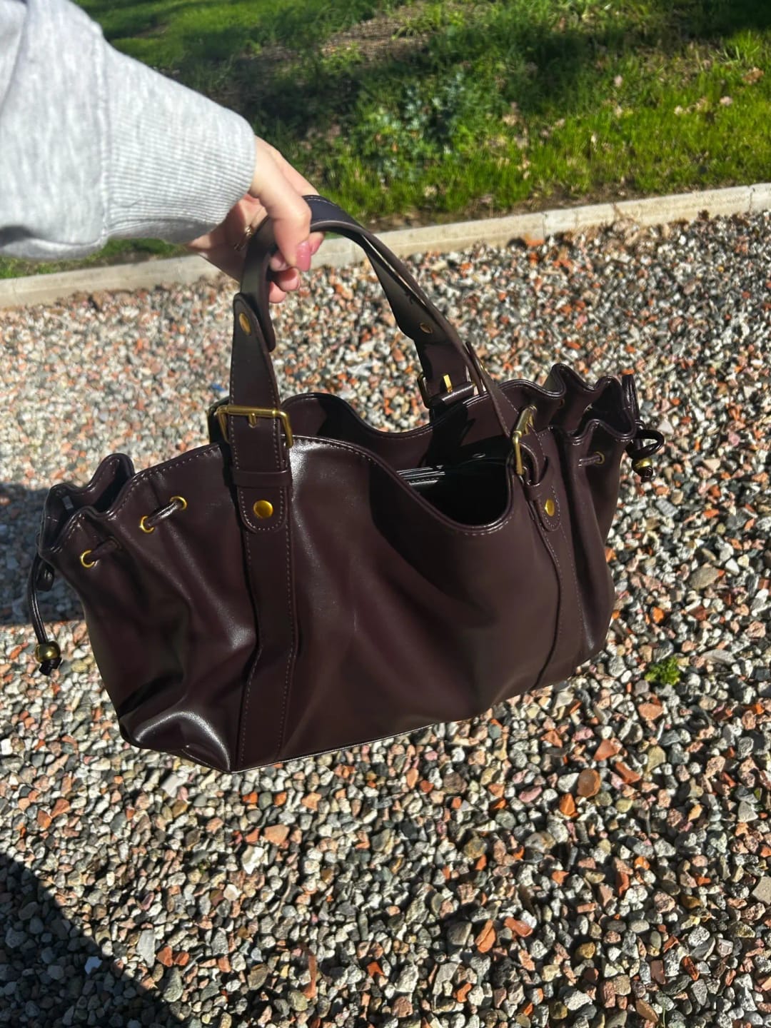 Customer photo review of ELAE - Sac à Main en Cuir Finitions Dorées