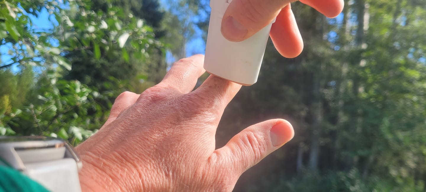 Customer photo review of Sun Stick SPF 50