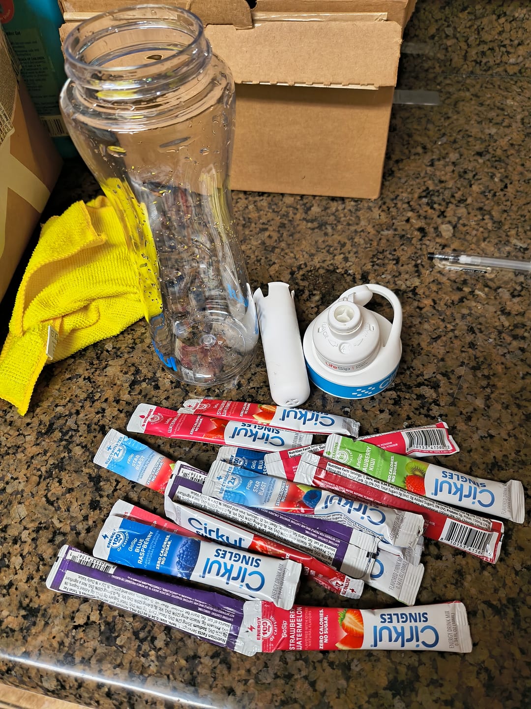 Customer photo review of LifeSip® Honeycrisp Apple