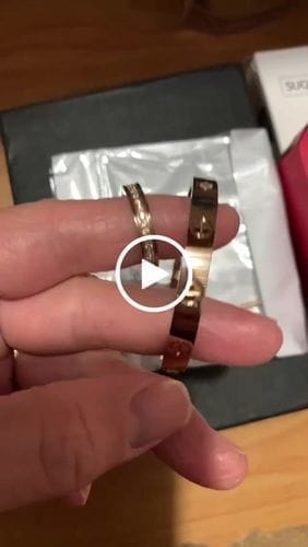 Customer photo review of LOVE BRACELET 6.1MM 4 DIAMONDS