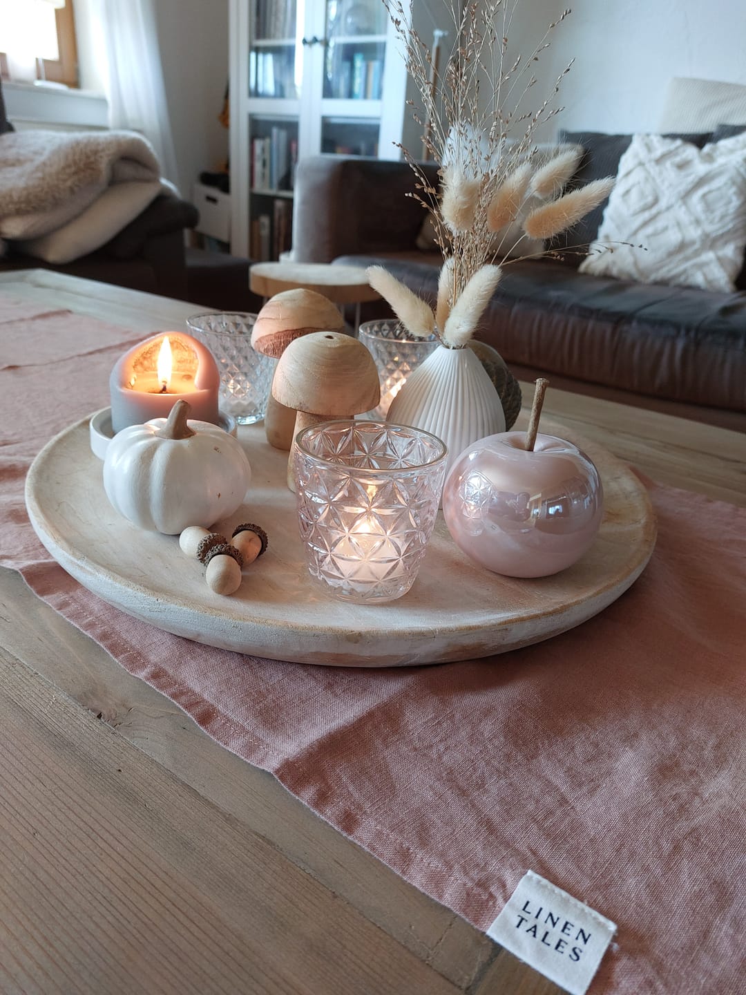 Customer photo review of Leichter Leinen-Tischläufer, Cafe Creme