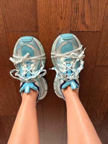 Customer photo review of Balenciaga Sneaker Mesh Lace-up Light Blue Fabric 534179