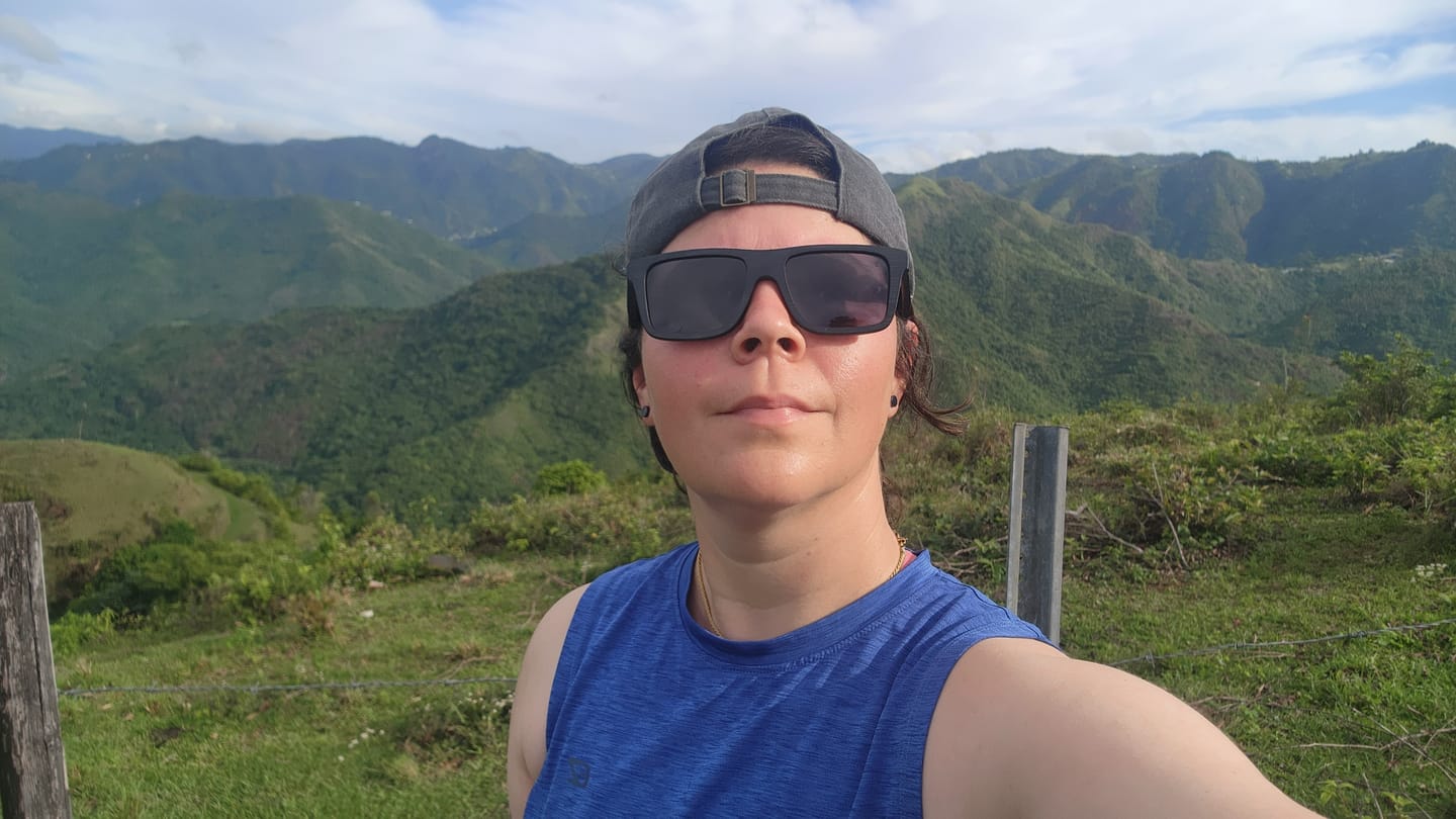 Customer photo review of Carbon Black