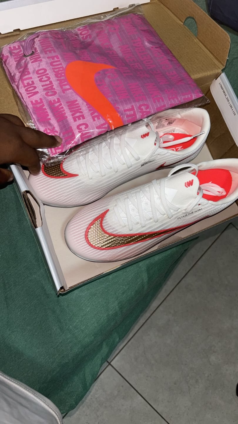 Customer photo review of NIKE AIR ZOOM MERCURIAL SUPERFLY 11 ELITE FG BOST