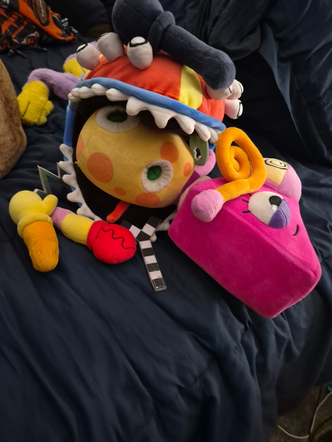 Customer photo review of Gloink Queen Plush