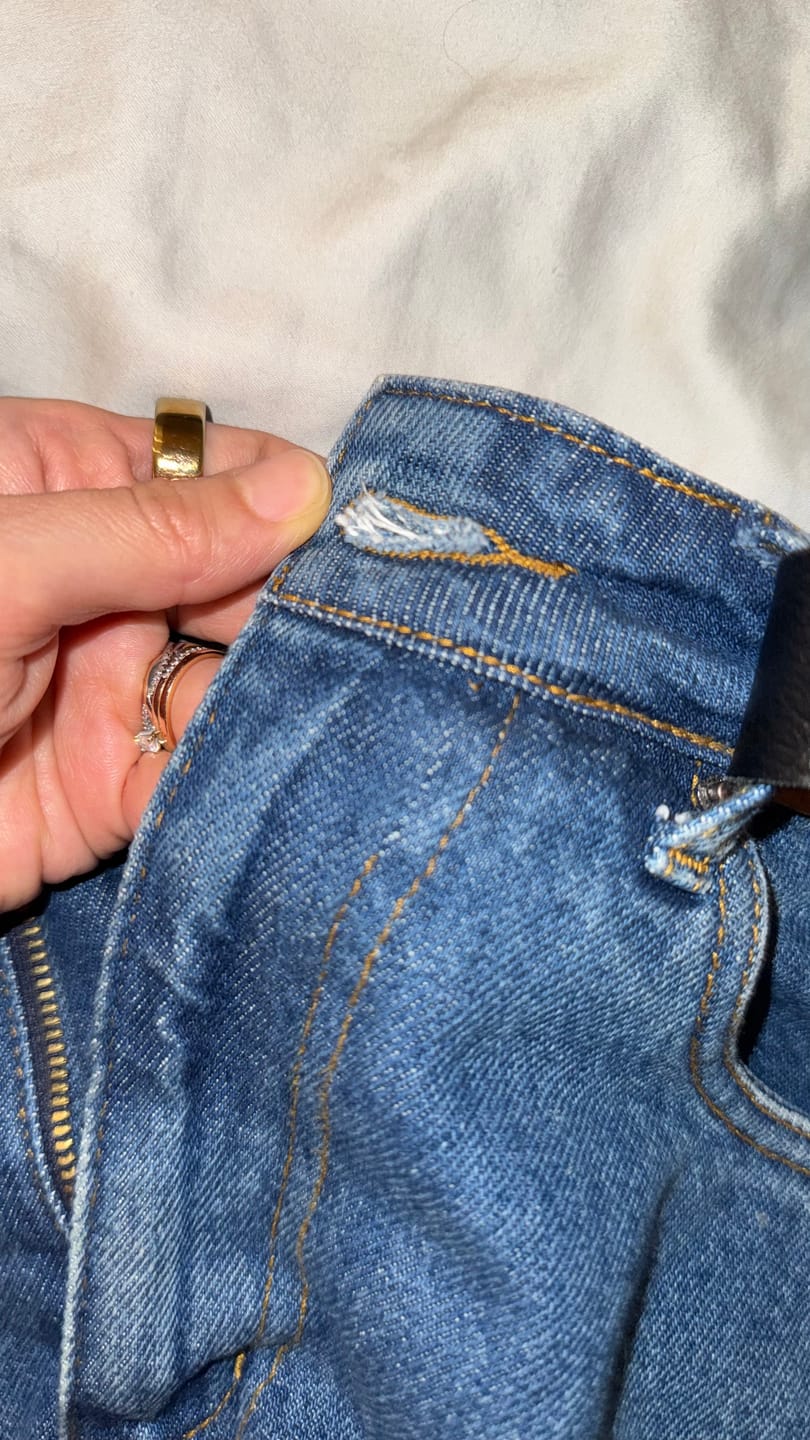 Customer photo review of Calça Jeans Balloon Baobá Azul Médio