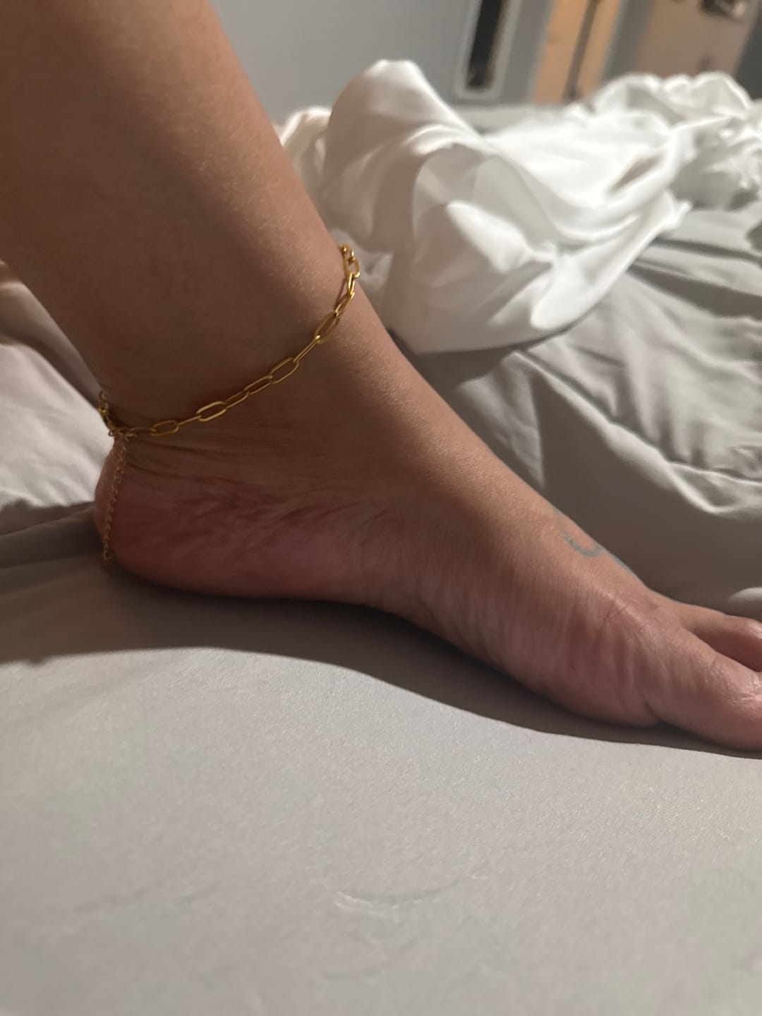 Customer photo review of Paper Clip Anklet - 4mm