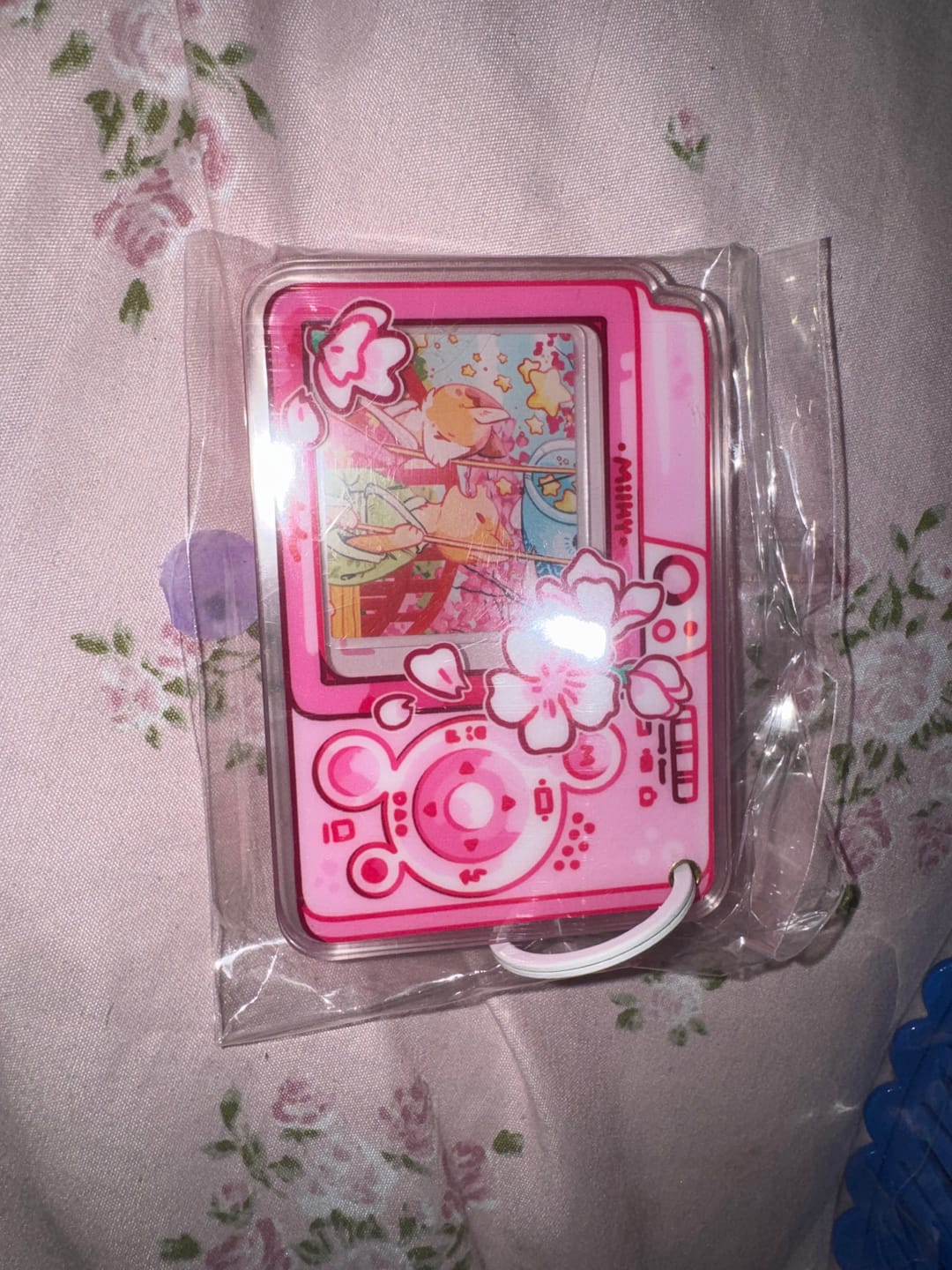 Customer photo review of Cherry Blossom Camera Keychain Picture Frame